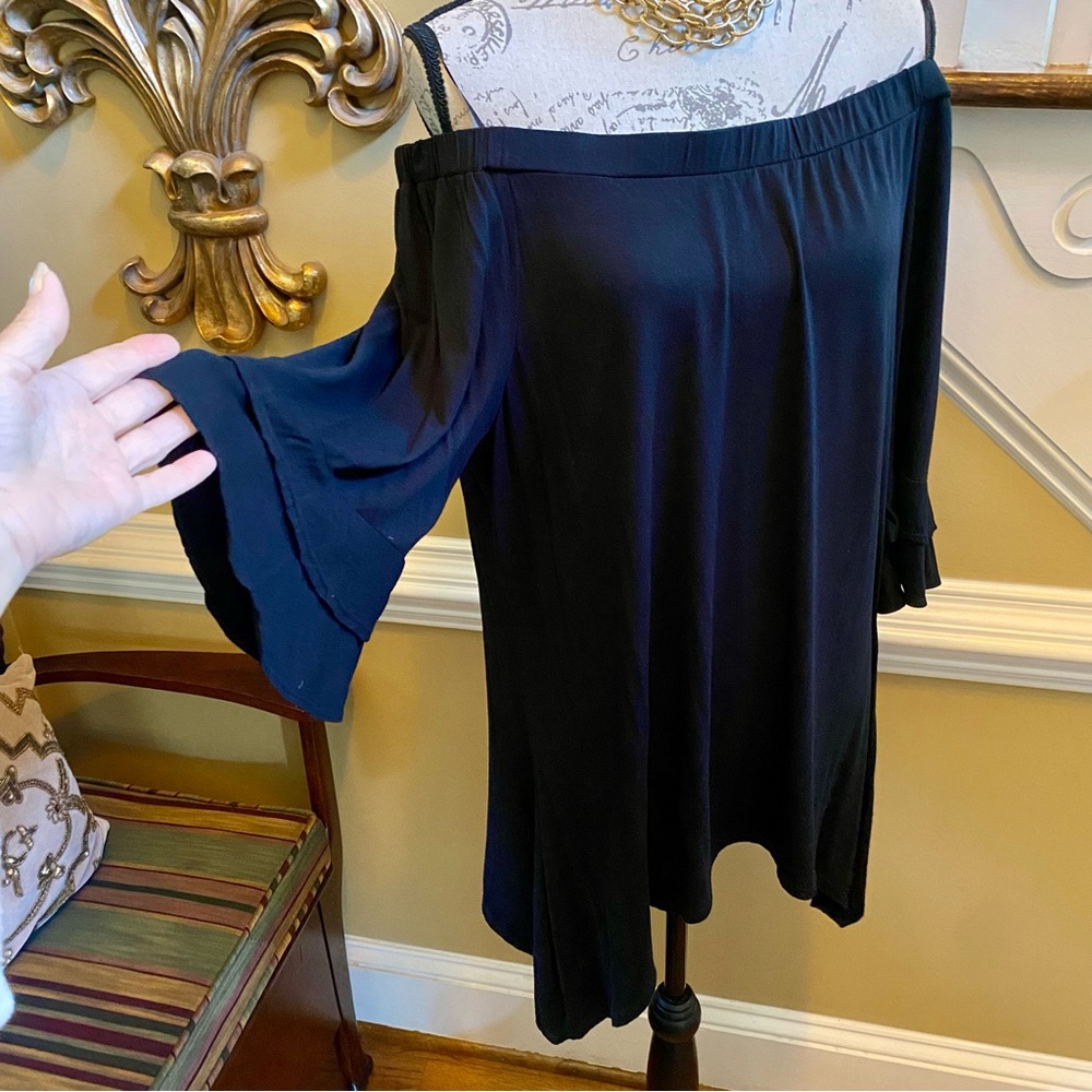 NY Collection Black Off-Shoulder Tunic
